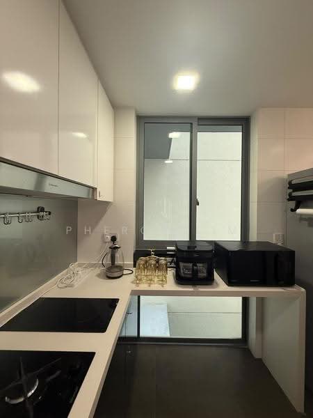 Double Bay Residences, 19B Simei Street 4, Pasir Ris / Tampines, Room Rental, 120 sqft, Condominium For Rent, by Pheron Lim, 500247596 - Kitchen - PropertyGuru.com.sg