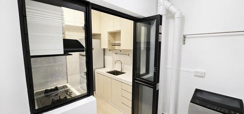 197A Boon Lay Fields, 197A Boon Lay Drive, Boon Lay / Jurong / Tuas, 2 Bedrooms, 731 sqft, HDB Flat For Sale, by Tan Hao Feng, 500247599 - Kitchen - PropertyGuru.com.sg