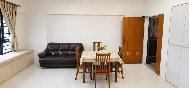 197A Boon Lay Fields, 197A Boon Lay Drive, Boon Lay / Jurong / Tuas, 2 Bedrooms, 731 sqft, HDB Flat For Sale, by Tan Hao Feng, 500247599 - Living Room - PropertyGuru.com.sg