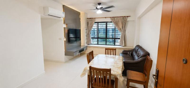197A Boon Lay Fields, 197A Boon Lay Drive, Boon Lay / Jurong / Tuas, 2 Bedrooms, 731 sqft, HDB Flat For Sale, by Tan Hao Feng, 500247599 - Living Room - PropertyGuru.com.sg