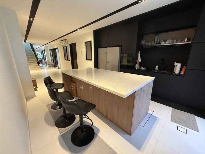 Jalan Rindu, Hougang / Punggol / Sengkang, 7 Bedrooms, 5,000 sqft, Terraced House For Sale, by Rachel Khoo, 500247603 - Kitchen - PropertyGuru.com.sg