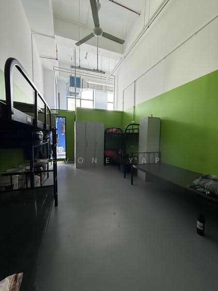 Sindo Industrial Estate, Tagore Industrial Avenue, Mandai / Upper Thomson, 180 sqft, Dormitory For Rent, by Evone Yap, 500247615 - Bedroom - CommercialGuru.com.sg