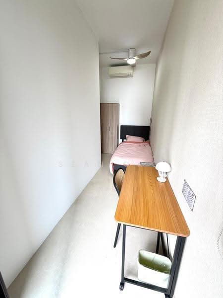 The Crest, 101 Prince Charles Crescent, Alexandra / Commonwealth, Room Rental, 80 sqft, Condominium For Rent, by Sean Ong, 500247626 - Bedroom - PropertyGuru.com.sg