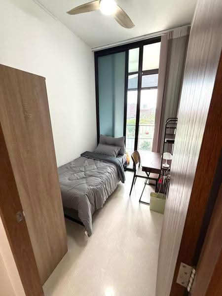 The Crest, 101 Prince Charles Crescent, Alexandra / Commonwealth, Room Rental, 80 sqft, Condominium For Rent, by Sean Ong, 500247626 - Bedroom - PropertyGuru.com.sg