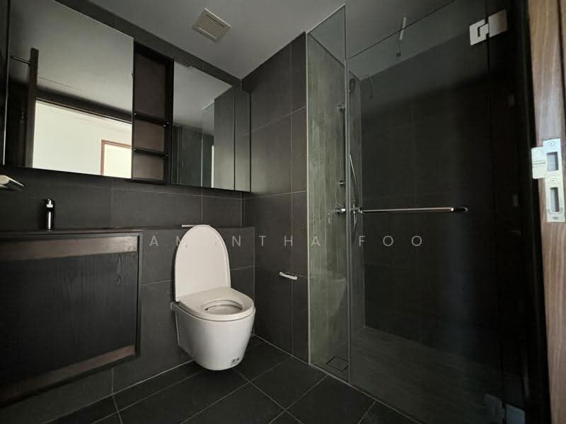 View at Kismis, 19 Lorong Kismis, Clementi Park / Upper Bukit Timah, 2 Bedrooms, 603 sqft, Condominium For Sale, by Samantha Foo, 500247655 - Bathroom - PropertyGuru.com.sg