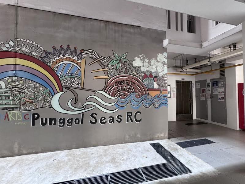 212B Punggol Walk, 212B Punggol Walk, Hougang / Punggol / Sengkang, 2 Bedrooms, 721 sqft, HDB Flat For Sale, by Carol Chen, 500247672 - Exterior - PropertyGuru.com.sg
