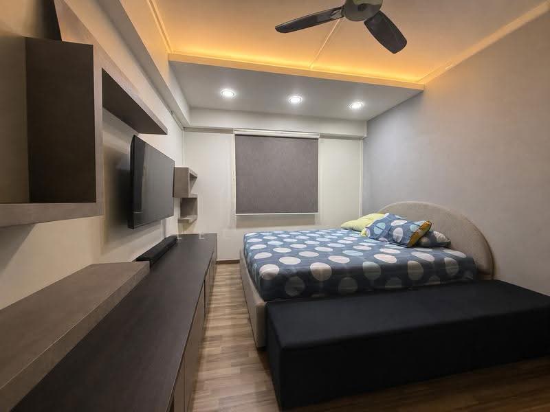 311 Hougang Avenue 5, 311 Hougang Avenue 5, Hougang / Punggol / Sengkang, 2 Bedrooms, 733 sqft, HDB Flat For Sale, by Lee Yong, 500247678 - Bedroom - PropertyGuru.com.sg