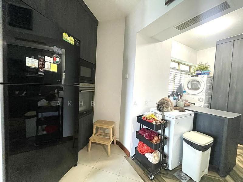 134 Edgedale Plains, 134 Edgedale Plains, Hougang / Punggol / Sengkang, 3 Bedrooms, 1,194 sqft, HDB Flat For Sale, by Akhbar Ariff, 500247682 - Kitchen - PropertyGuru.com.sg