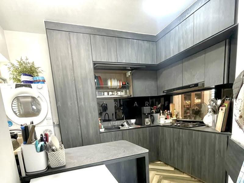 134 Edgedale Plains, 134 Edgedale Plains, Hougang / Punggol / Sengkang, 3 Bedrooms, 1,194 sqft, HDB Flat For Sale, by Akhbar Ariff, 500247682 - Kitchen - PropertyGuru.com.sg