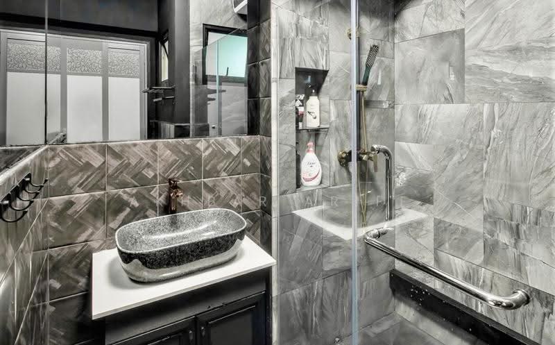 134 Edgedale Plains, 134 Edgedale Plains, Hougang / Punggol / Sengkang, 3 Bedrooms, 1,194 sqft, HDB Flat For Sale, by Akhbar Ariff, 500247682 - Bathroom - PropertyGuru.com.sg