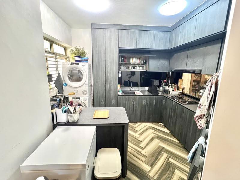 134 Edgedale Plains, 134 Edgedale Plains, Hougang / Punggol / Sengkang, 3 Bedrooms, 1,194 sqft, HDB Flat For Sale, by Akhbar Ariff, 500247682 - Kitchen - PropertyGuru.com.sg