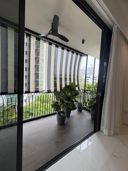 Jervois Mansion, 14 Jervois Close, Tanglin / Holland / Bukit Timah, 3 Bedrooms, 1,378 sqft, Condominium For Rent, by Eleanor Tan, 500247696 - Balcony - PropertyGuru.com.sg