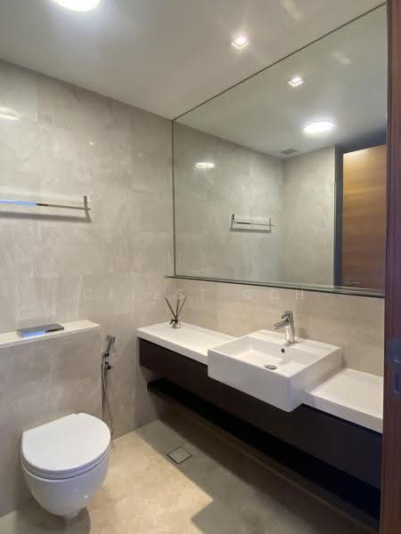 Altez, 16 Enggor Street, Chinatown / Tanjong Pagar, 2 Bedrooms, 1,109 sqft, Condominium For Sale, by Celest Goh, 500247699 - Bathroom - PropertyGuru.com.sg
