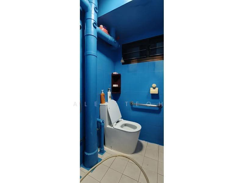 32 Marsiling Drive, 32 Marsiling Drive, Admiralty / Woodlands, 3 Bedrooms, 947 sqft, HDB Flat For Sale, by Alex Teoh, 500247700 - Bathroom - PropertyGuru.com.sg