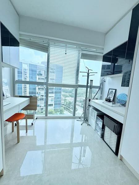 The Santorini, Tampines Street 86, Pasir Ris / Tampines, 3 Bedrooms, 1,152 sqft, Condominium For Sale, by Linda SL Tan, 500247703 - Dual Key bedroom view - PropertyGuru.com.sg