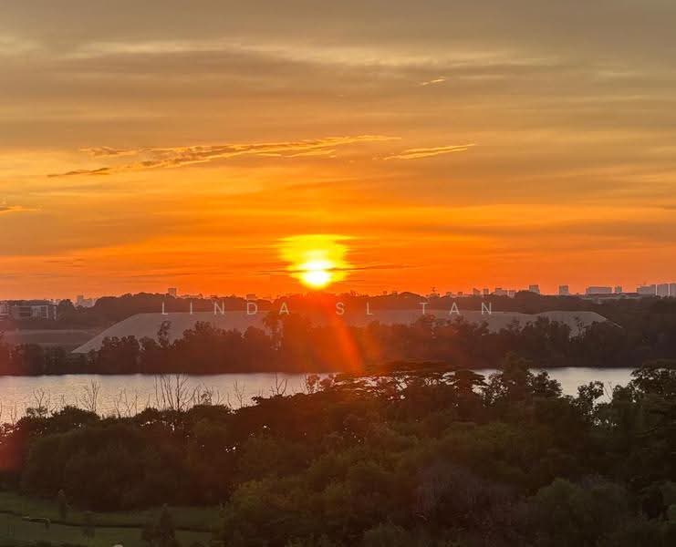 The Santorini, Tampines Street 86, Pasir Ris / Tampines, 3 Bedrooms, 1,152 sqft, Condominium For Sale, by Linda SL Tan, 500247703 - Beautiful Sunset - PropertyGuru.com.sg
