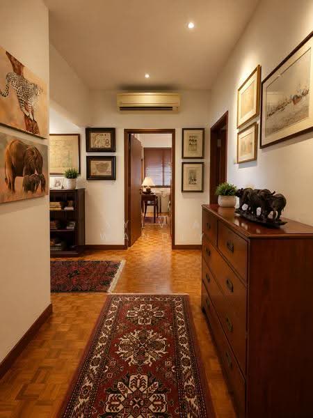 Woollerton Park, 30 Woollerton Park, Tanglin / Holland / Bukit Timah, 4 Bedrooms, 2,800 sqft, Apartment For Rent, by Sylvia Wandly, 500247709 - Corridor - PropertyGuru.com.sg