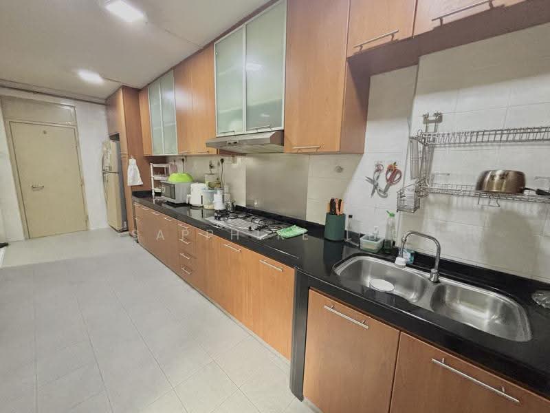 421 Canberra Road, 421 Canberra Road, Sembawang / Yishun, 3 Bedrooms, 1,184 sqft, HDB Flat For Sale, by Sapphire Lee, 500247725 - Kitchen - PropertyGuru.com.sg