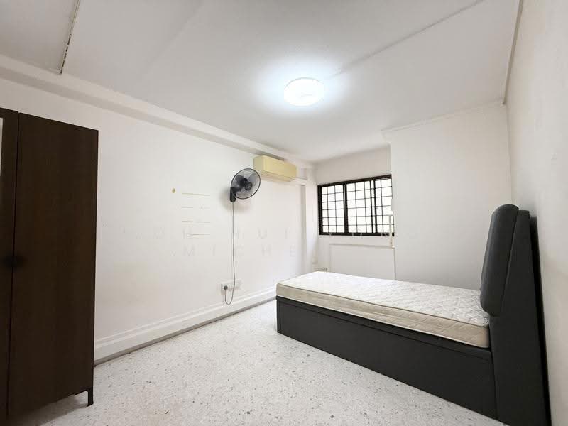219 Tampines Street 24, 219 Tampines Street 24, Pasir Ris / Tampines, 2 Bedrooms, 785 sqft, HDB Flat For Sale, by Loh Hui Yong Michelle, 500247738 - PropertyGuru.com.sg