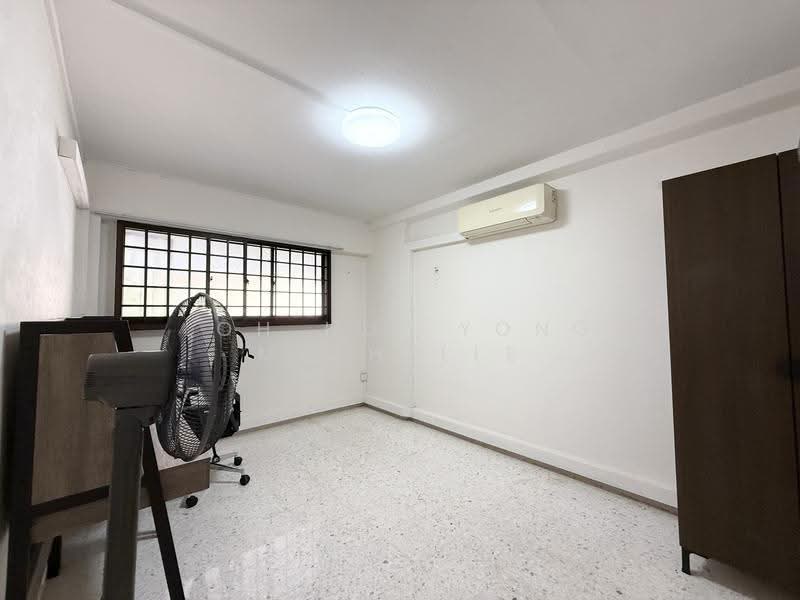 219 Tampines Street 24, 219 Tampines Street 24, Pasir Ris / Tampines, 2 Bedrooms, 785 sqft, HDB Flat For Sale, by Loh Hui Yong Michelle, 500247738 - PropertyGuru.com.sg