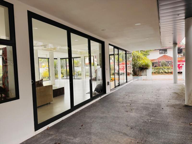 Margoliouth Road, Tanglin / Holland / Bukit Timah, 5 Bedrooms, 5,000 sqft, Detached House For Rent, by Christopher Goh, 500247754 - Living Room - PropertyGuru.com.sg