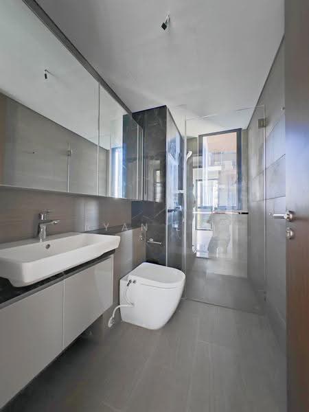 Parc Esta, 904 Sims Avenue, Eunos / Geylang / Paya Lebar, 3 Bedrooms, 840 sqft, Condominium For Sale, by Ryan Lim, 500247763 - Common Bathroom - PropertyGuru.com.sg
