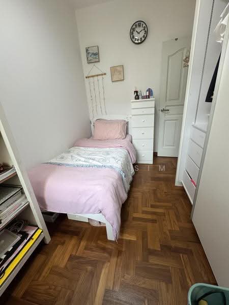 Forest Hills Condo, 25 Transit Road, Mandai / Upper Thomson, 3 Bedrooms, 1,163 sqft, Condominium For Rent, by Renee Sim, 500247771 - Bedroom - PropertyGuru.com.sg