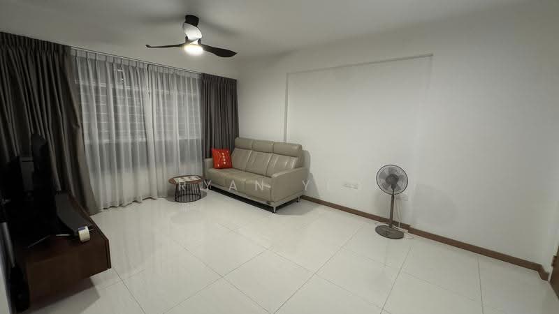 229B Sumang Lane, 229B Sumang Lane, Hougang / Punggol / Sengkang, 3 Bedrooms, 1,001 sqft, HDB Flat For Sale, by Ryan Yeo, 500247774 - Living Room - PropertyGuru.com.sg