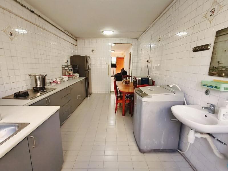 217 Tampines Street 23, 217 Tampines Street 23, Pasir Ris / Tampines, 2 Bedrooms, 904 sqft, HDB Flat For Sale, by Ice Leong, 500247782 - Kitchen - PropertyGuru.com.sg