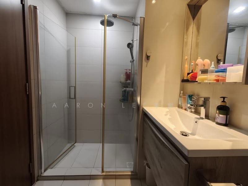 1 Canberra, 7 Canberra Drive, Sembawang / Yishun, 3 Bedrooms, 1,055 sqft, Condominium For Sale, by Aaron Lee李韋樘, 500247798 - Bathroom - PropertyGuru.com.sg