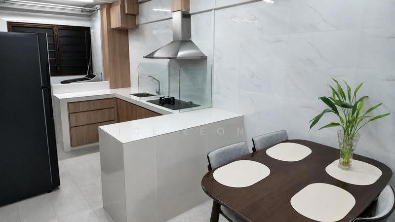 428 Woodlands Street 41, 428 Woodlands Street 41, Admiralty / Woodlands, 2 Bedrooms, 904 sqft, HDB Flat For Sale, by Ice Leong, 500247811 - Kitchen - PropertyGuru.com.sg