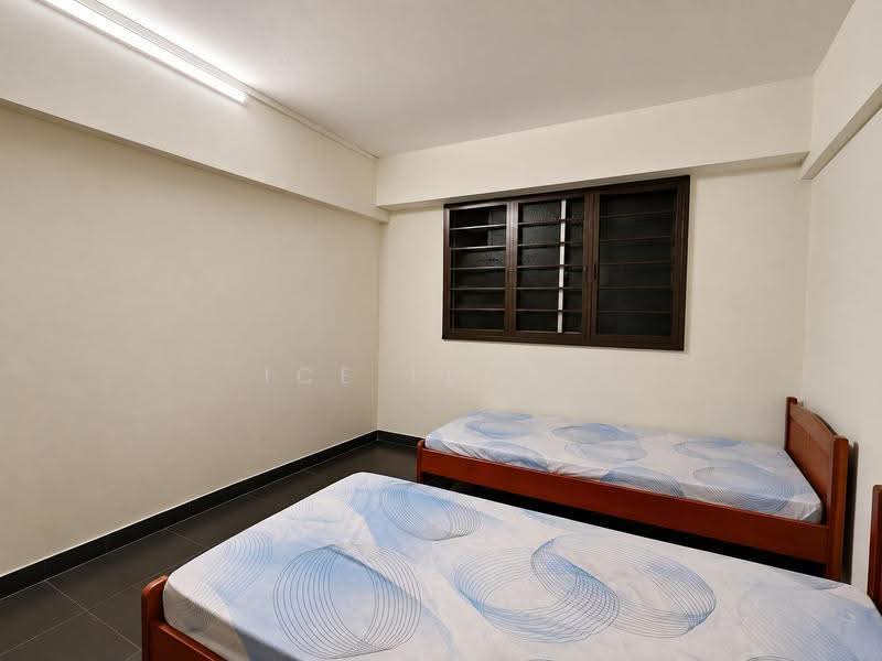 428 Woodlands Street 41, 428 Woodlands Street 41, Admiralty / Woodlands, 2 Bedrooms, 904 sqft, HDB Flat For Sale, by Ice Leong, 500247811 - Bedroom - PropertyGuru.com.sg