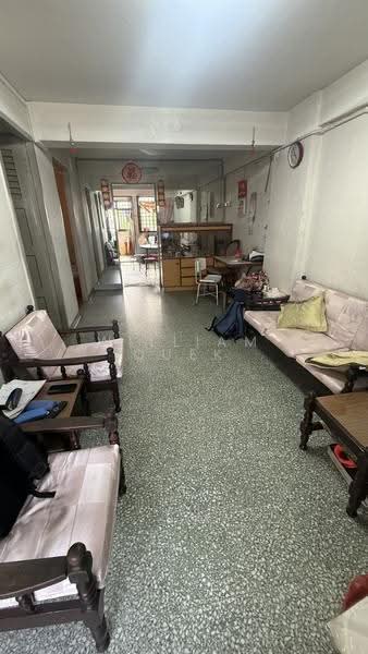 36 Chai Chee Avenue, 36 Chai Chee Avenue, Bedok / Upper East Coast, 2 Bedrooms, 699 sqft, HDB Flat For Sale, by William Quek, 500247819 - Living Room - PropertyGuru.com.sg
