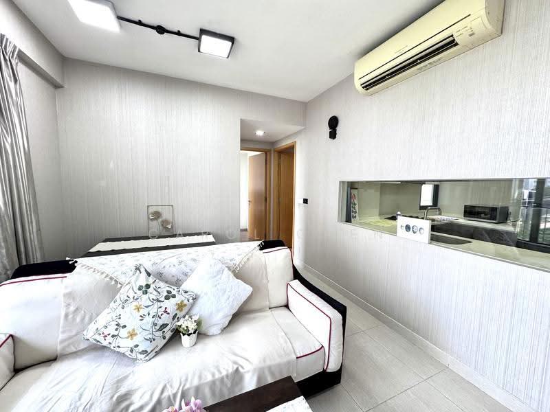 La Fiesta, 60 Sengkang Square, Hougang / Punggol / Sengkang, 2 Bedrooms, 732 sqft, Condominium For Sale, by Carol Chen, 500247823 - PropertyGuru.com.sg