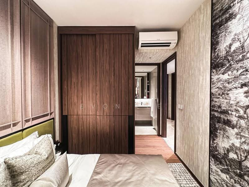 Close to $500,000 in Discount!, East Coast / Marine Parade, 5 Bedrooms, 1,905 sqft, Condominium For Sale, by Evon Lee, 500247855 - Bedroom - PropertyGuru.com.sg