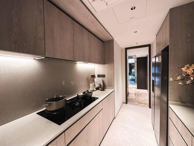 Close to $500,000 in Discount!, East Coast / Marine Parade, 5 Bedrooms, 1,905 sqft, Condominium For Sale, by Evon Lee, 500247855 - Kitchen - PropertyGuru.com.sg