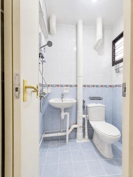 422 Ang Mo Kio Avenue 3, 422 Ang Mo Kio Avenue 3, Ang Mo Kio / Bishan / Thomson, 3 Bedrooms, 786 sqft, HDB Flat For Sale, by Jeremy Quah Chen Cher, 500247865 - PropertyGuru.com.sg