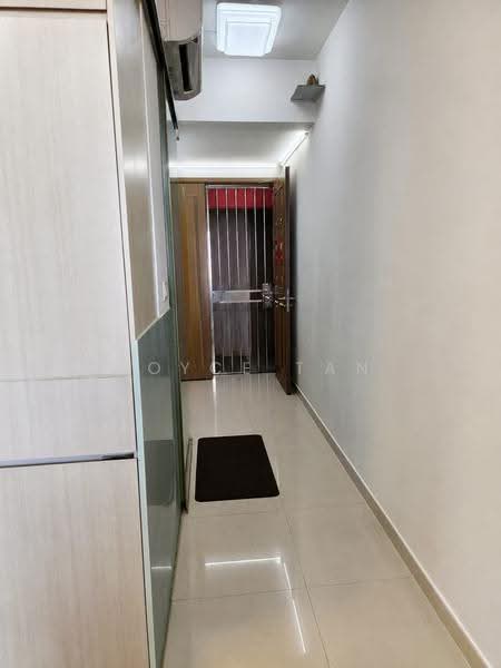Central Imperial, 3 Lorong 14 Geylang, Eunos / Geylang / Paya Lebar, 3 Bedrooms, 603 sqft, Condominium For Sale, by Joyce Tan, 500247871 - Corridor - PropertyGuru.com.sg