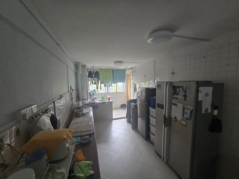 319 Clementi Avenue 4, 319 Clementi Avenue 4, Buona Vista / West Coast / Clementi New Town, Room Rental, 110 sqft, HDB Flat For Rent, by Jude L., 500247875 - Kitchen - PropertyGuru.com.sg
