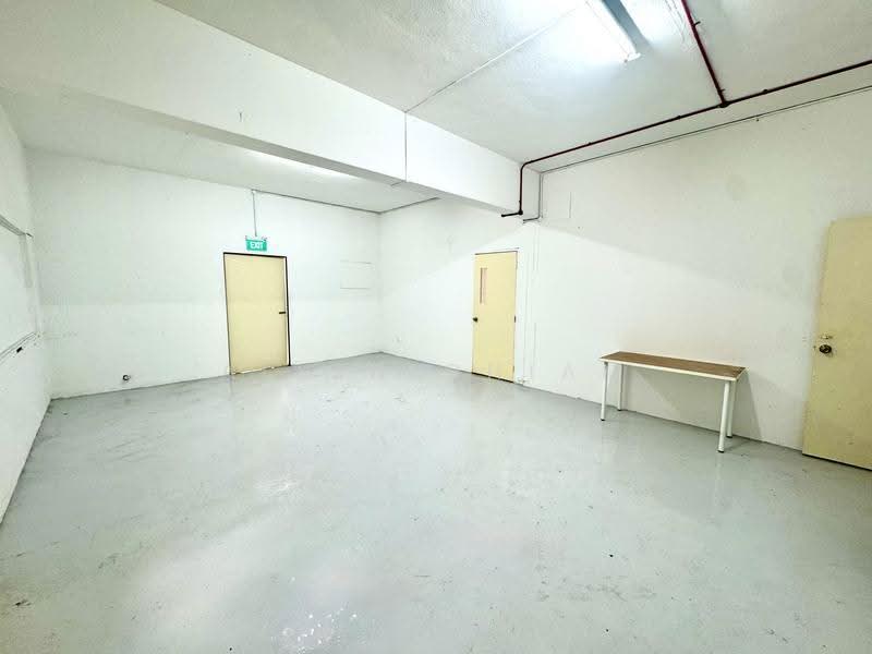 Irving road, Irving road, Macpherson / Potong Pasir, 800 sqft, Light Industrial (B1) For Rent, by Alvin Chiam, 500247878 - Interior - CommercialGuru.com.sg