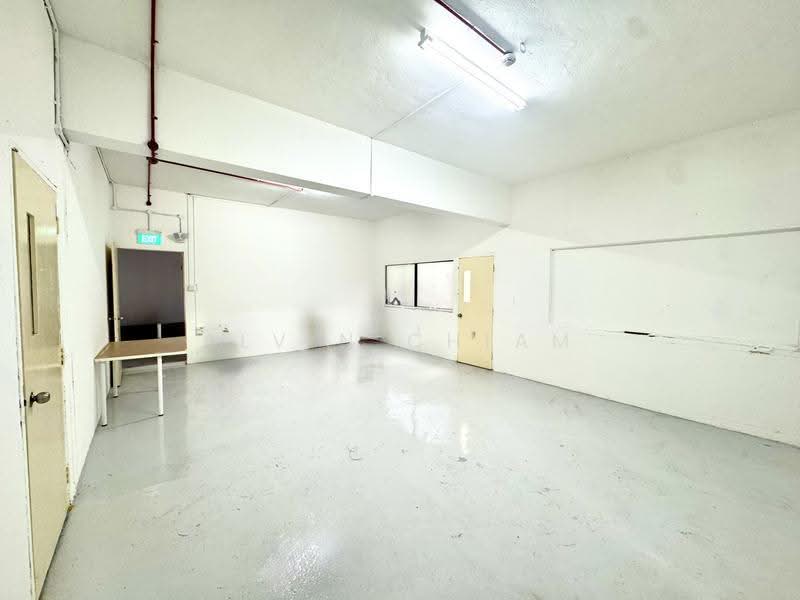 Irving road, Irving road, Macpherson / Potong Pasir, 800 sqft, Light Industrial (B1) For Rent, by Alvin Chiam, 500247878 - Interior - CommercialGuru.com.sg