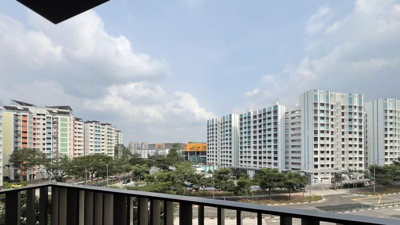 Norwood Grand, Admiralty / Woodlands, 2 Bedrooms, 624 sqft, Condominium For Rent, by Thong Seck Tan, 500247880 - Balcony - PropertyGuru.com.sg
