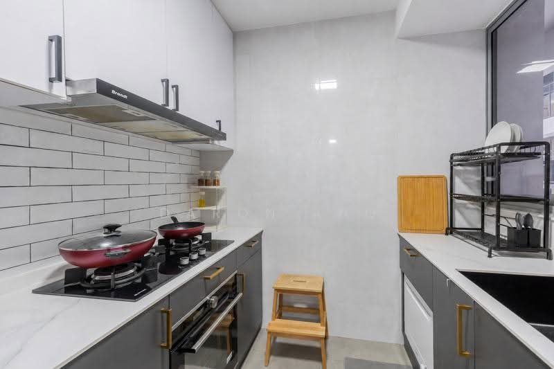 Arc at Tampines, 5 Tampines Avenue 8, Pasir Ris / Tampines, 3 Bedrooms, 990 sqft, Condominium For Sale, by Daron Ang, 500247882 - Kitchen - PropertyGuru.com.sg