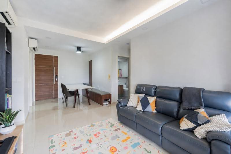 Arc at Tampines, 5 Tampines Avenue 8, Pasir Ris / Tampines, 3 Bedrooms, 990 sqft, Condominium For Sale, by Daron Ang, 500247882 - Living Room - PropertyGuru.com.sg