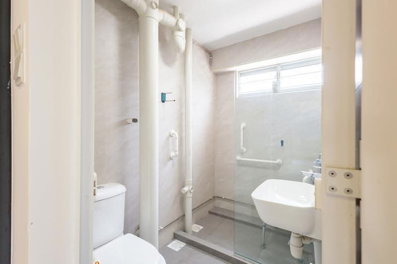 101 Ang Mo Kio Avenue 3, 101 Ang Mo Kio Avenue 3, Ang Mo Kio / Bishan / Thomson, 3 Bedrooms, 1,259 sqft, HDB Flat For Sale, by Queenie Ke, 500247883 - Bathroom - PropertyGuru.com.sg
