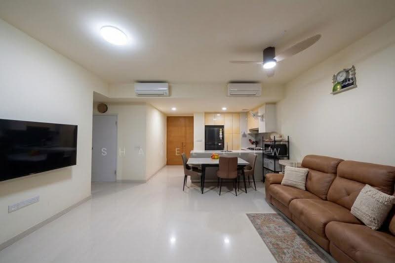Hedges Park Condominium, 89 Flora Drive, Changi Airport / Changi Village, 2 Bedrooms, 797 sqft, Condominium For Sale, by Shanel Liew, 500247884 - Living Room - PropertyGuru.com.sg
