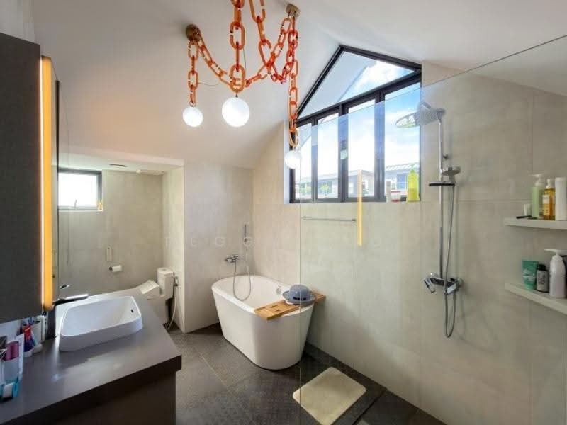 š ļøRENOVATEDš ļø 999 Yr Semi-D with HUGE GARDEN@Seletar Cres, D28ā
Eminence Landedā
, Seletar Cres/Seletar Rd/Ang Mo Kio Ave/Jalan Jarak/Yio Chu Kang Rd, Seletar / Yio Chu Kang, 5 Bedrooms, 5,000 sqft, Semi-Detached House For Sale, by Peggy Guo, 500247887 - PropertyGuru.com.sg