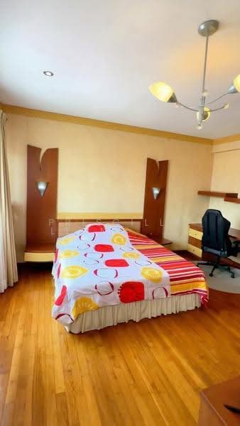 upper changi road north, Changi Airport / Changi Village, 5 Bedrooms, 2,800 sqft, Terraced House For Sale, by PRISCILLA LEONG LIYI, 500247889 - Bedroom - PropertyGuru.com.sg