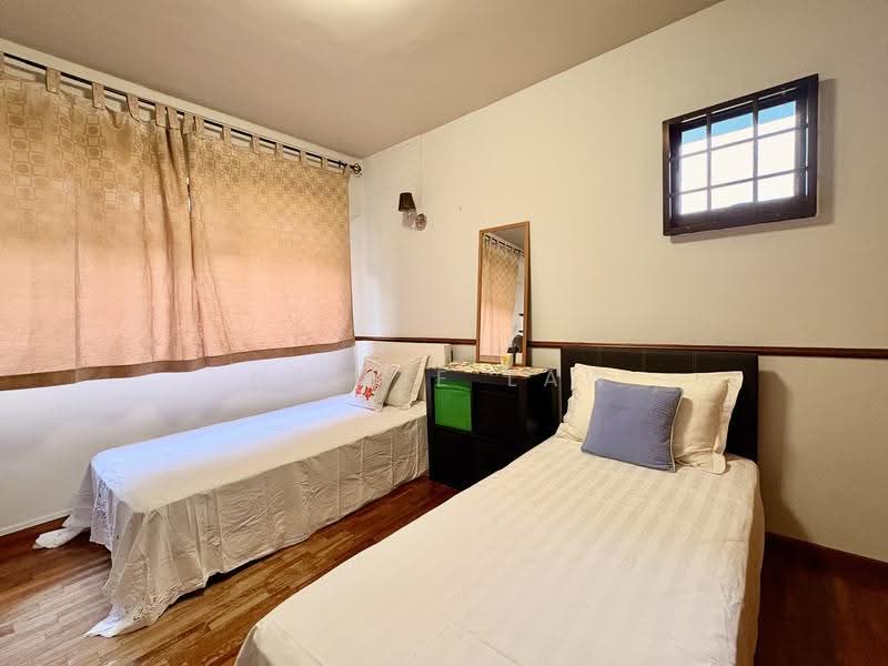 578 Hougang Avenue 4, 578 Hougang Avenue 4, Hougang / Punggol / Sengkang, 2 Bedrooms, 1,507 sqft, HDB Flat For Rent, by Nellie Law, 500247896 - Bedroom - PropertyGuru.com.sg