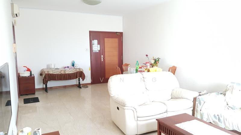 Yishun Sapphire, 40 Canberra Drive, Sembawang / Yishun, 3 Bedrooms, 1,173 sqft, Condominium For Sale, by Gavin Ng, 500247898 - Living Dining (View In) - PropertyGuru.com.sg